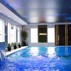 Astoria Hotel & Spa